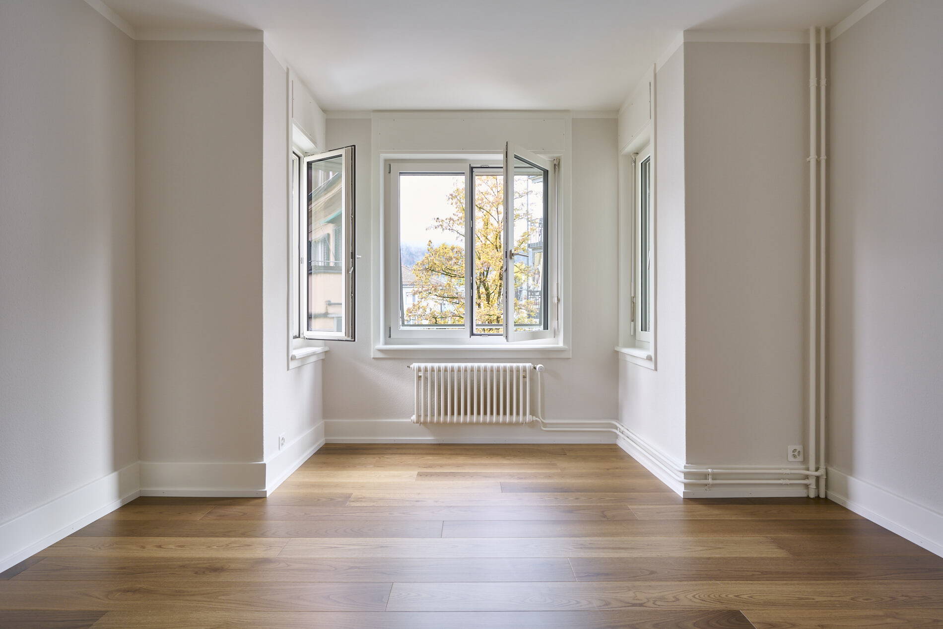 Gestuhlter Mehrzweckraum im Amtshaus Helvetiaplatz Zürich